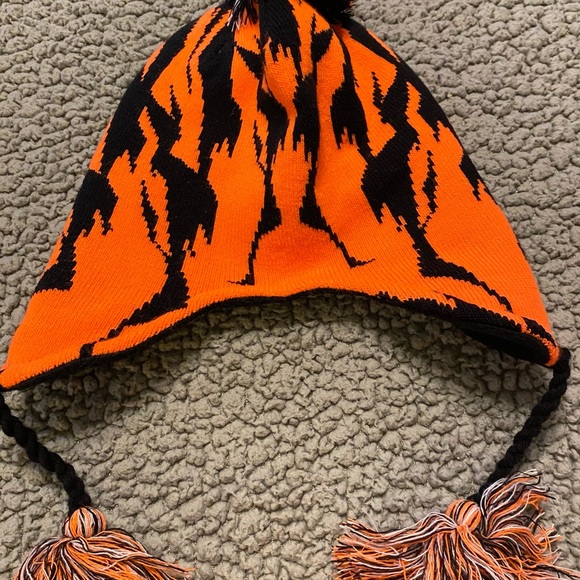 Under Armour Tiger ColdGear Orange Black Hat M 4-6 - Picture 7 of 9